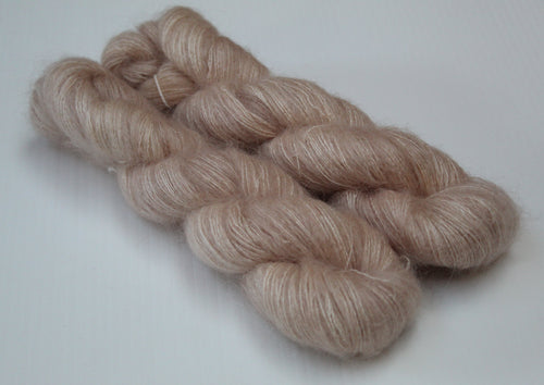 Myrtle 2ply/Lace 'Bambi'