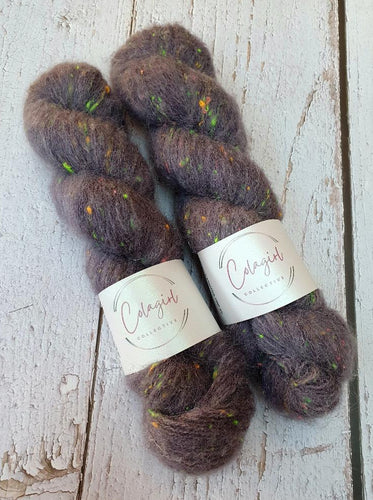 Floof Neon 4ply/Fingering 'Valour'