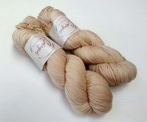 Swagman 4ply/Fingering 'Bambi'