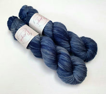 Load image into Gallery viewer, Lush 8ply/DK &#39;Stormy Skies&#39;