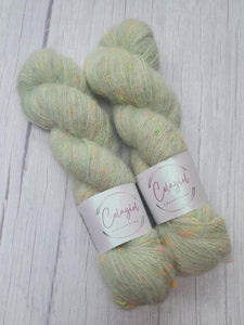 Floof Neon 4ply/Fingering 'Spearmint'