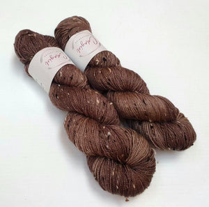 Dapper 4ply/Fingering 'Another Brown'