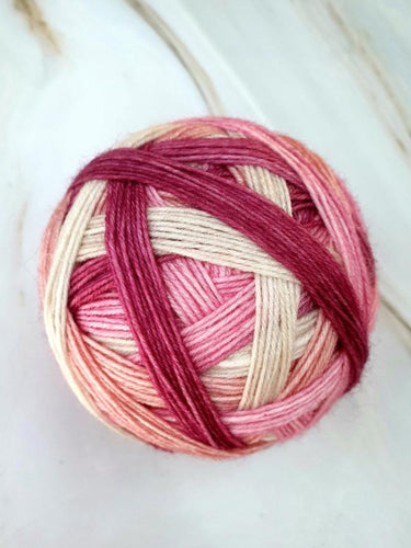 Drover Self Striping 4ply/Fingering 'Glinda'