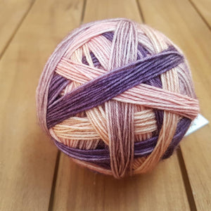 Drover Self Striping 4ply/Fingering 'Clementine'