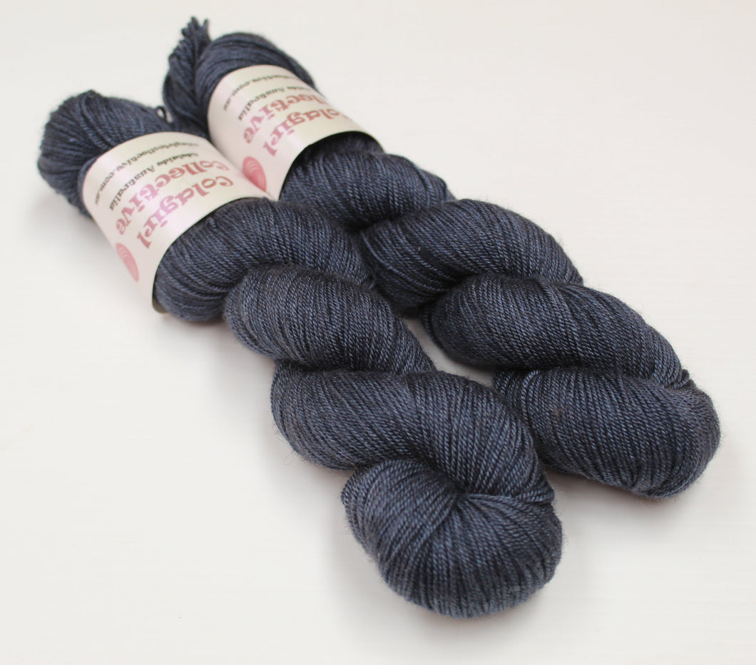 Plateau Yak/Silk 4ply/Fingering 'Walter'