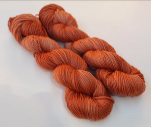 Lush 8ply/DK 'Warm Peach'