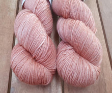 Load image into Gallery viewer, Swagman 4ply/Fingering &#39;Warm Peach&#39;